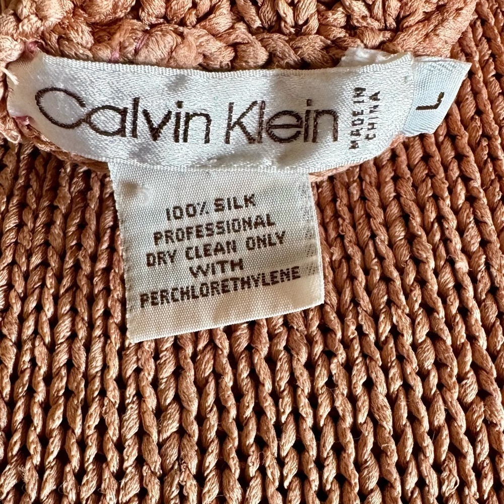 Peach Silk Sweater with Ribbed Texture - Picture 9 of 9